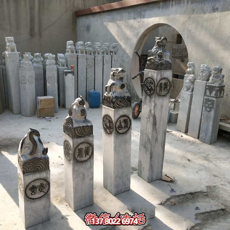 四神馬柱拴，融匯大理石精致雕塑，為園林景觀裝點(diǎn)增添濃濃韻味